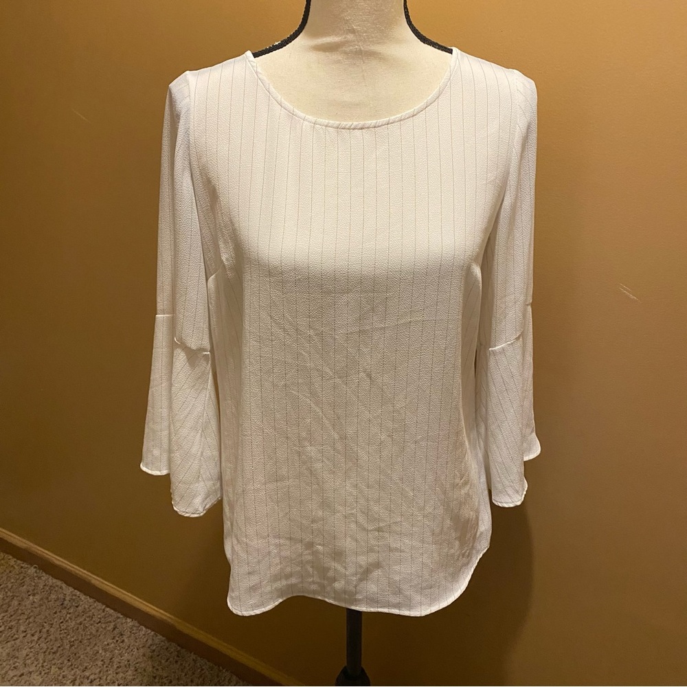 Roz & Ali white gold metallic thread pinstripes button down back large sleeve XS